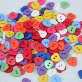lot 50 boutons coeur multicolore mélange 12 mm 2 trous